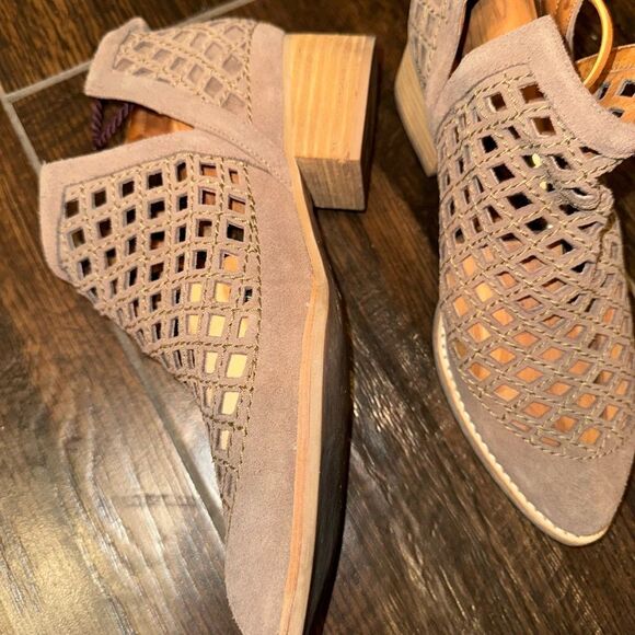 Jeffrey Campbell Tan Cutout Ankle Booties - Picture 5 of 9